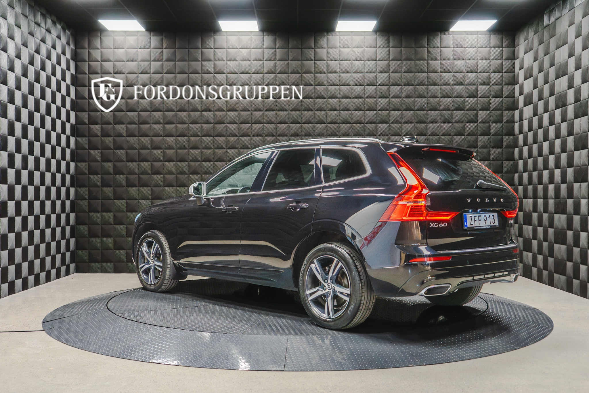 Volvo XC60 D4 AWD R-Design / Drag / VOC 2018, bild 4/60