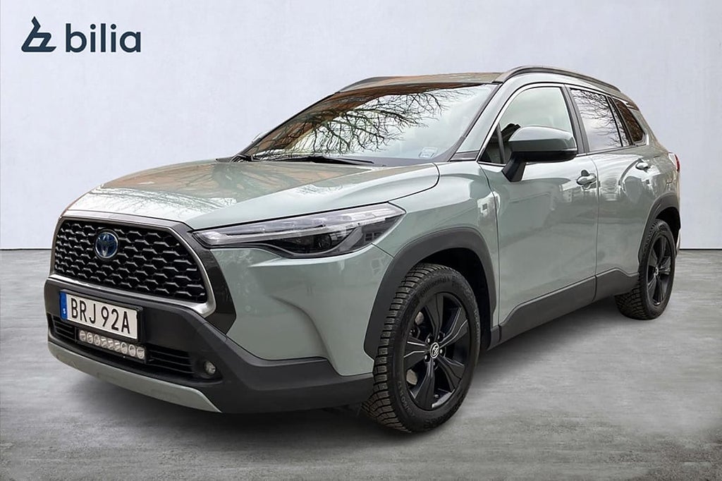 Toyota Corolla Cross Hybrid AWD-i AWD Executive/Skinn/JBL/Dubbdäck
