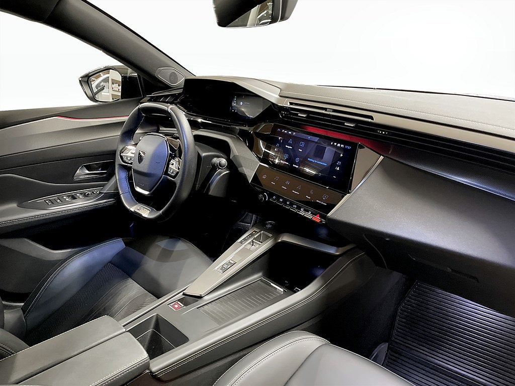 Bild på Peugeot 308 SW GT 1.2 PT 130hk Aut - ELSTOL,360-KAMERA