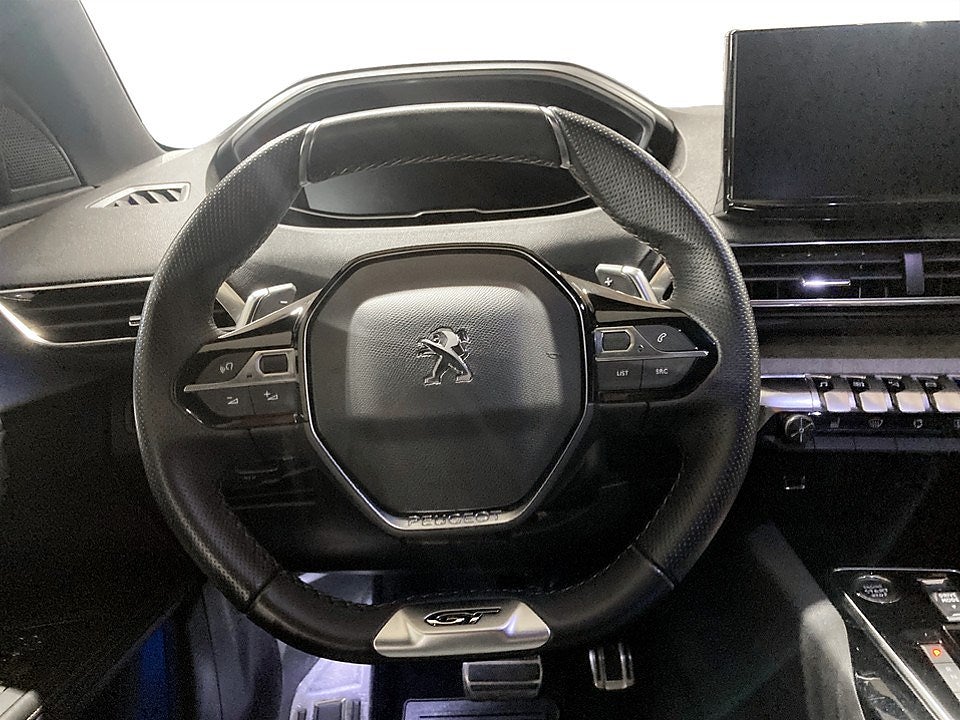 Bild på Peugeot 3008 GT Black Pack 1.2 PT 130hk Aut - B-KAMERA, CARPLAY