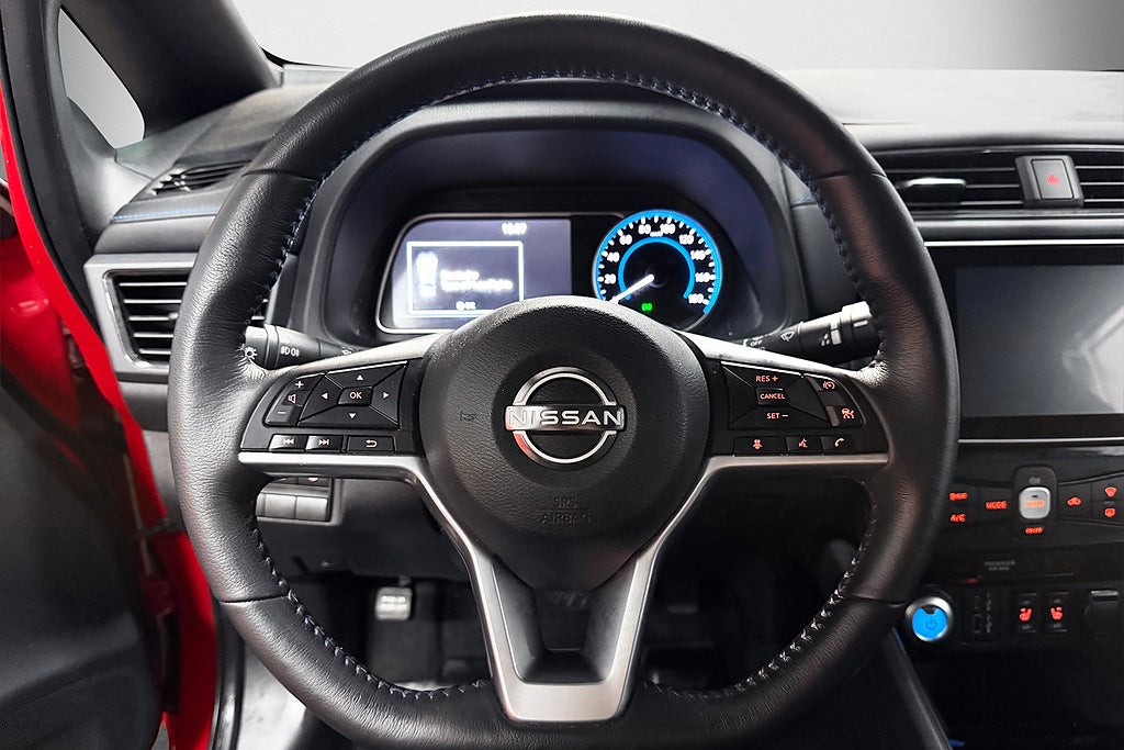 Nissan Leaf N-Connecta | 40kwh | 360kamera | Värmepump 2023