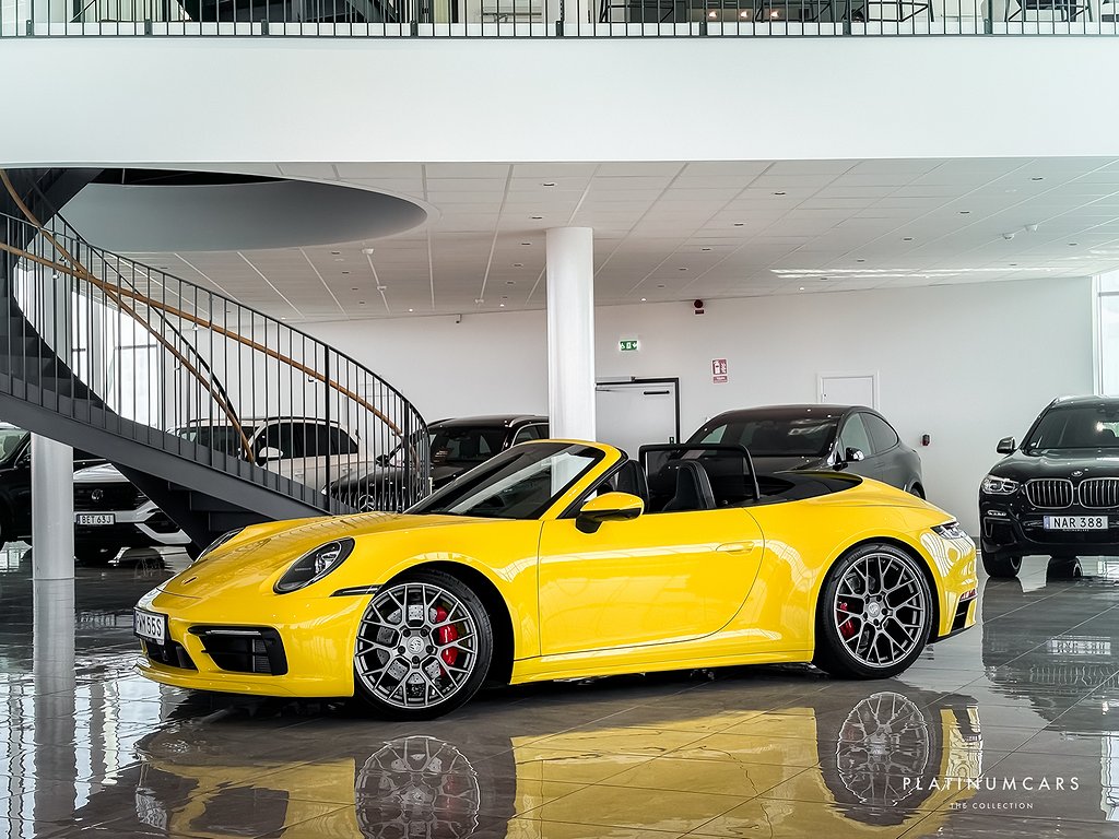 Porsche 992 Carrera 4S Cab PDK 450hk / SportDesign / SPEC