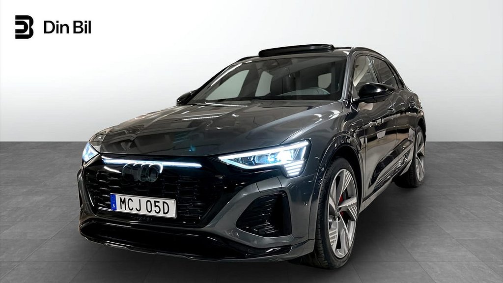 Audi Q8 55 e-tron quattro 55 E-TRON 408HK quattro S-line