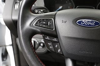 SUV Ford Kuga 11 av 20