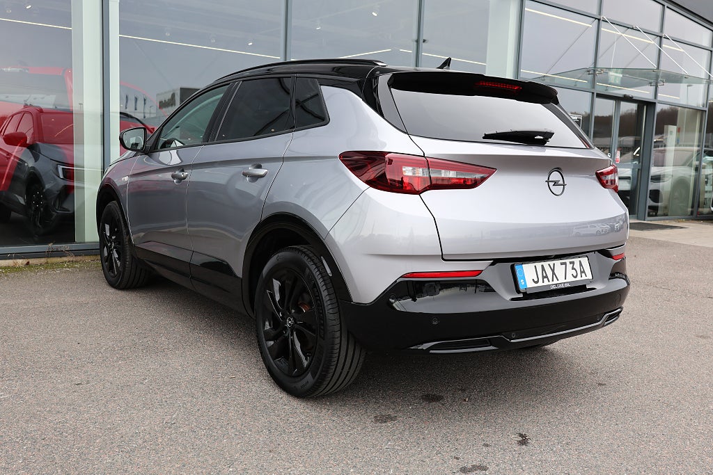 Opel Grandland Turbo 130hk Bensin Automat GS Line Kamera GPS