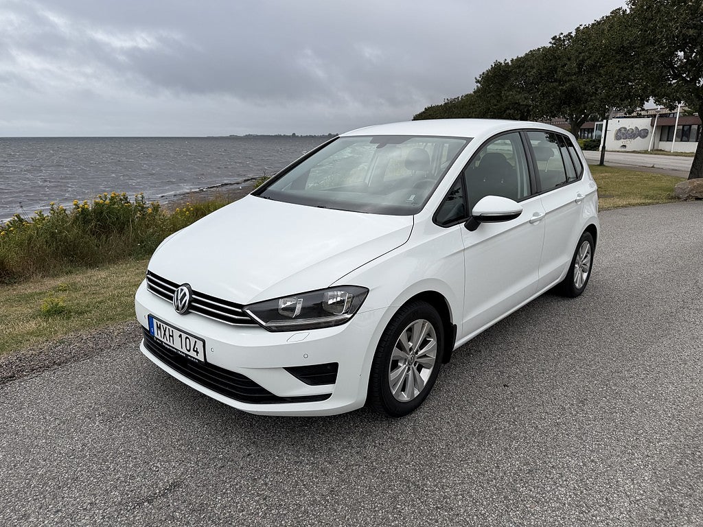 Volkswagen Golf Sportsvan 1.2 TSI Automat Drag Bkamera Sensorer Carplay