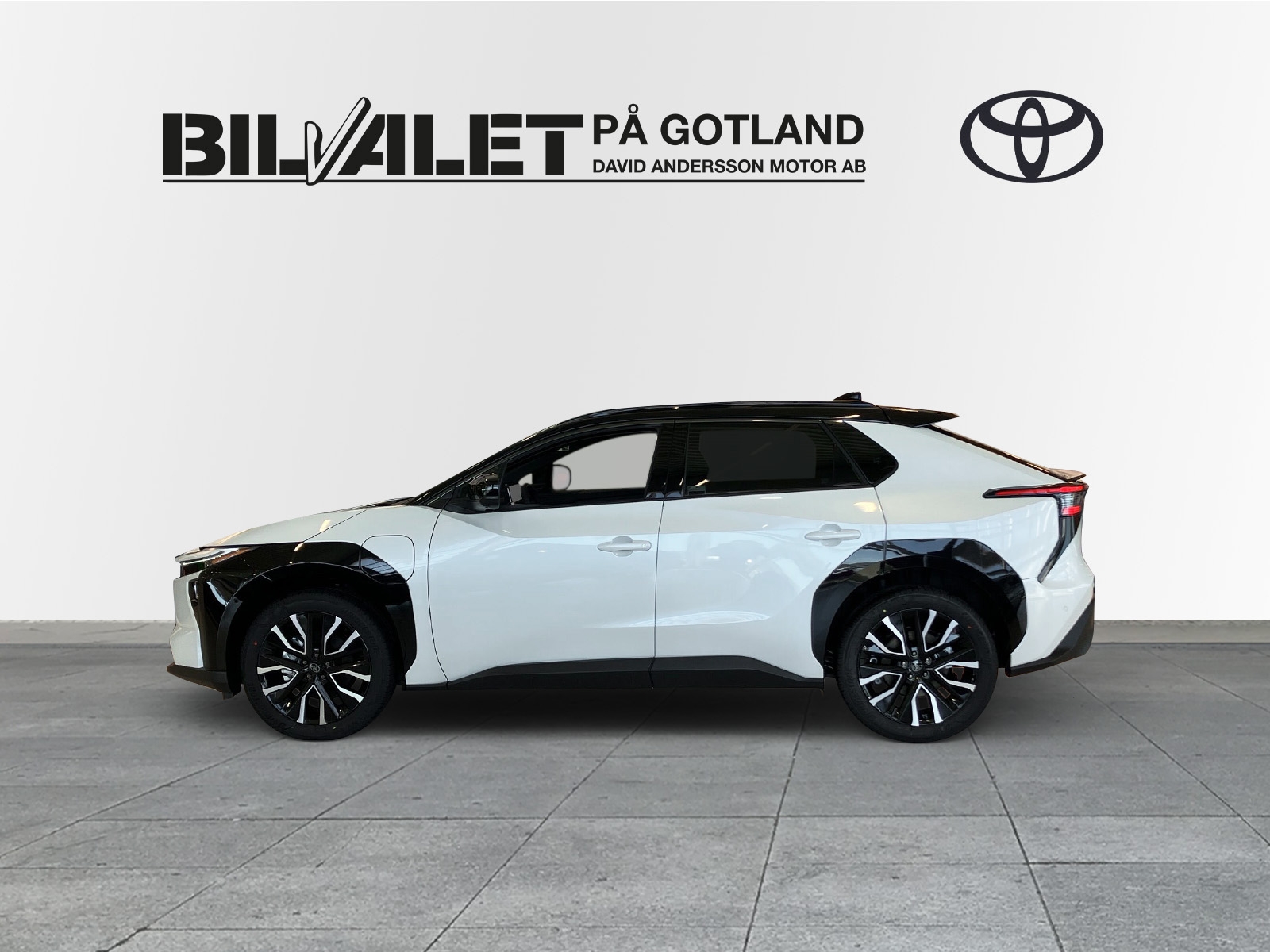 Toyota bZ4X 73.1 kWh AWD 2025, photo 3/10