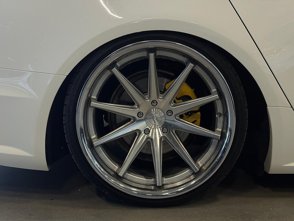 Audi A6 Avant 2.0 TDI Quattro S-Line in/ut 20" Värmare Drag