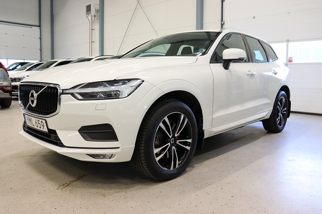 Volvo XC60 D4 Momentum Kamrembytt Blis Drag H/K B-Kamera 190hk