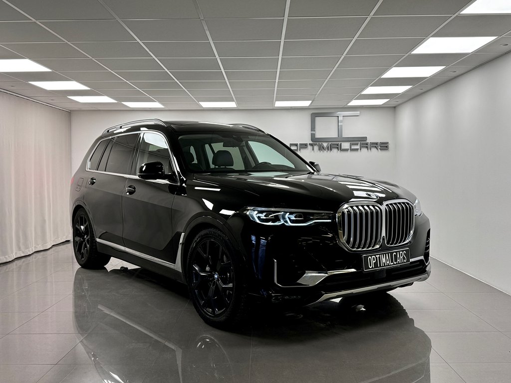 BMW X7 xDrive 30d Panorama Black EDT. HUD 7-Sits Drag