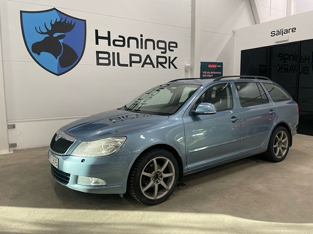 Skoda Octavia 1.6TDI/SUPERDEAL Fr 930kr /PDC/NY KAMREM/F-HÅLLARE