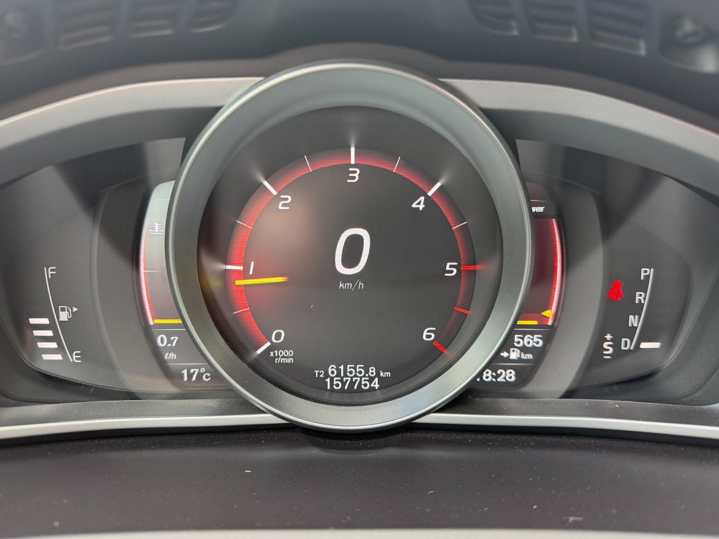 Volvo V40 Cross Country D3 Geartronic Momentum Euro 6