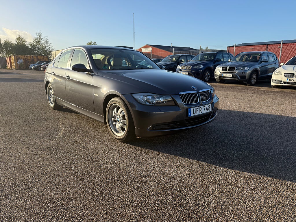 BMW 325i Sedan Automat 