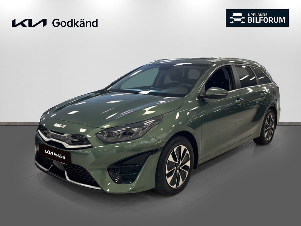 Kia Ceed SW Plug-in Hybrid Action