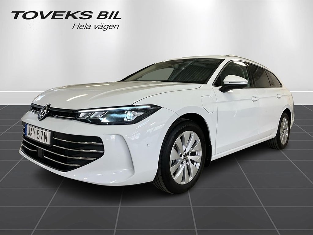 Volkswagen Passat 1,5 TSI eHybrid/204Hk/Drag/Serviceavtal