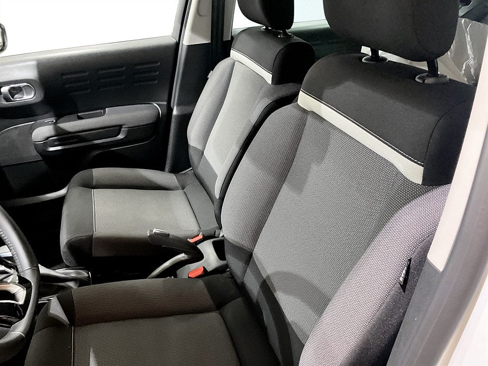 Bild på Citroën C3 Aircross Shine 1.2 PT 130hk Aut - CARPLAY, NAVI