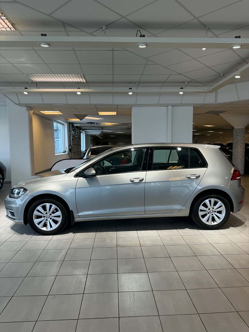 Volkswagen Golf 5-dörrar 1.0 TSI BMT. B-Kam Taklucka Öppningsbart 