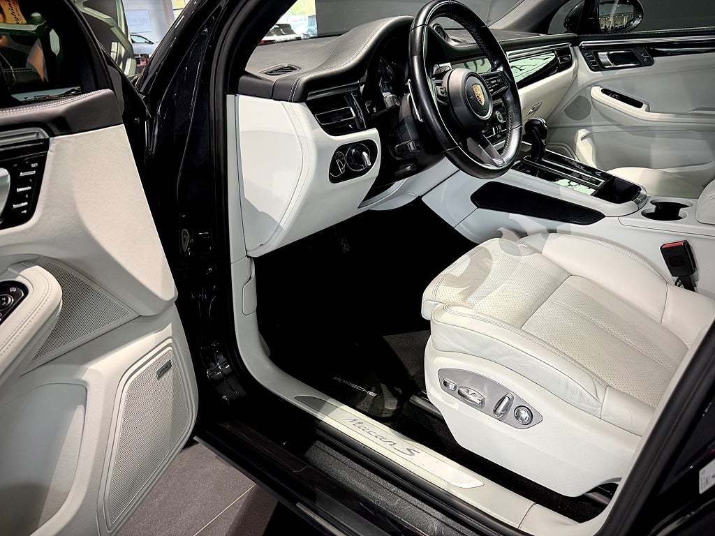 Porsche Macan S PDK 380hk Sport Chrono Glastak Värmare Läder Drag - bild 13