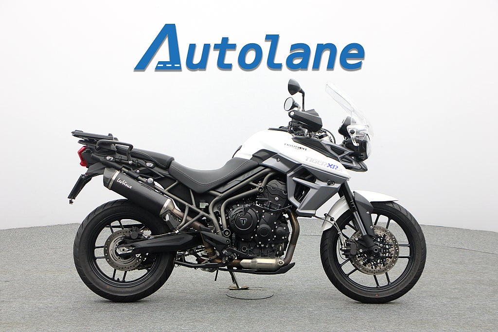 Triumph Tiger 800 XRX *Leo Vince Nyservad Nytt Drivpaket