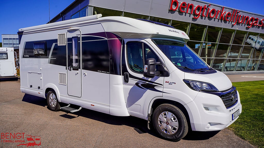 Hobby Optima Premium T 70 E | Låga långbäddar | 60-års KAMPANJ