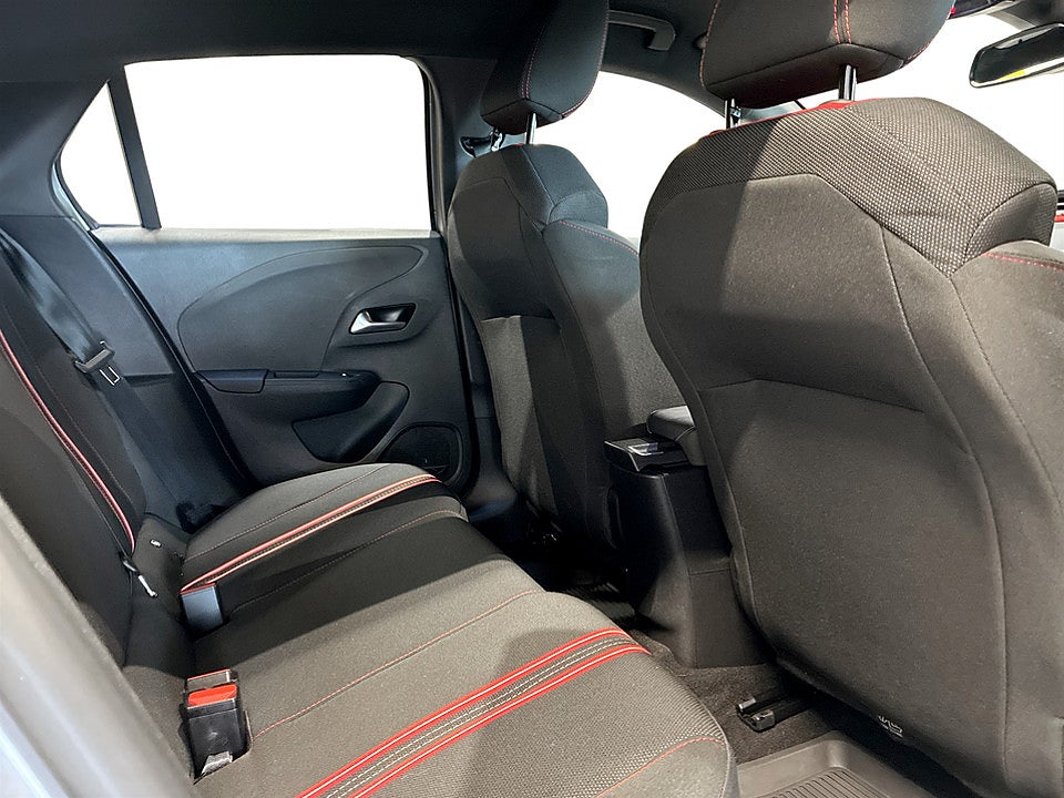 Bild på Opel Corsa-e GSI 50kWh 136hk Aut B-KAMERA RATTVÄRME