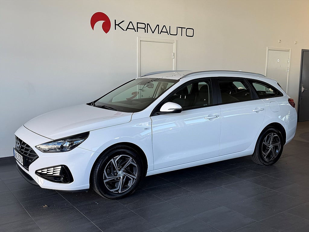 Hyundai i30 Essential Kombi 1.0 T-GDI DCT, 120hk