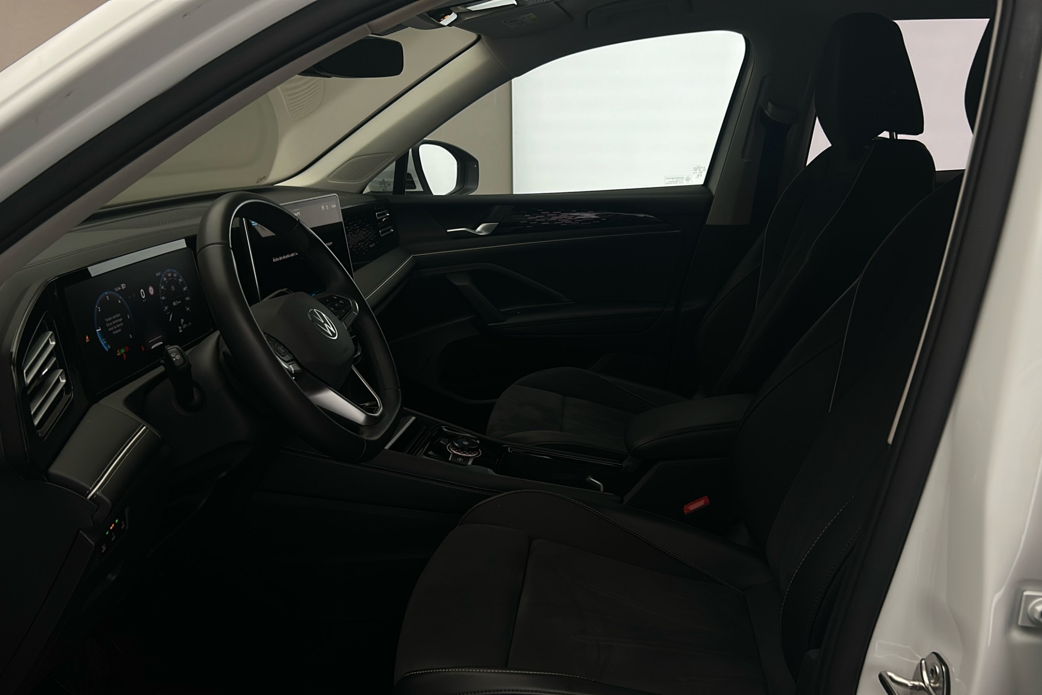 Volkswagen Tiguan 2025, bild 3/34