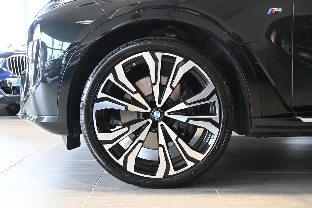 BMW X7 2025 - miniatyr 6
