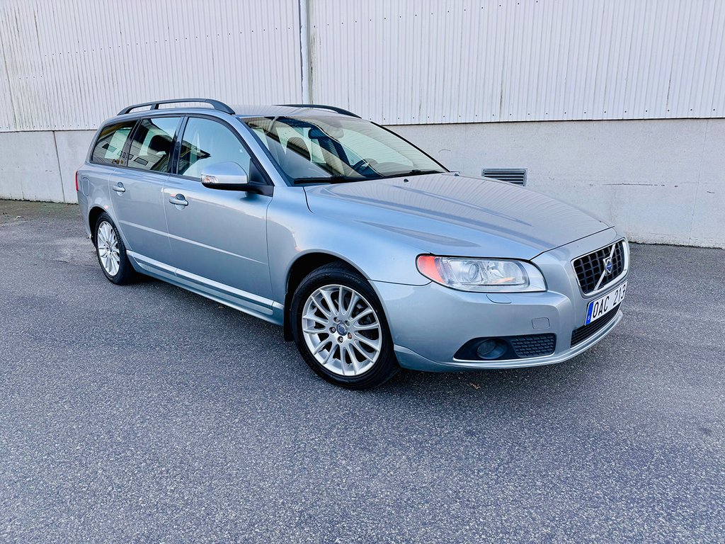 Volvo V70 2.5T Flexifuel Manuell, 200hk Momentum