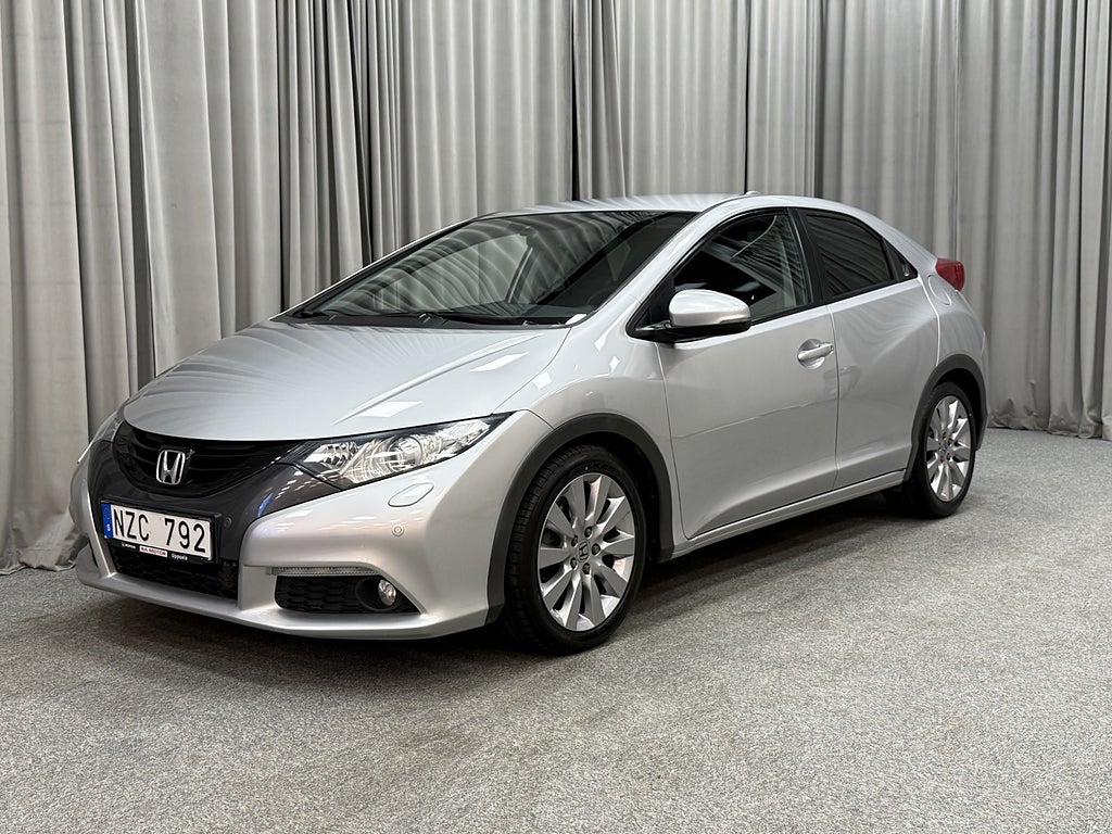 Honda Civic 1.8 i-VTEC 142HK Lifestyle Aut Kamera/Premium Sound