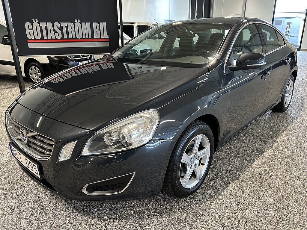 Volvo S60 D5 205hk Momentum AUT/Drag,Vhjul
