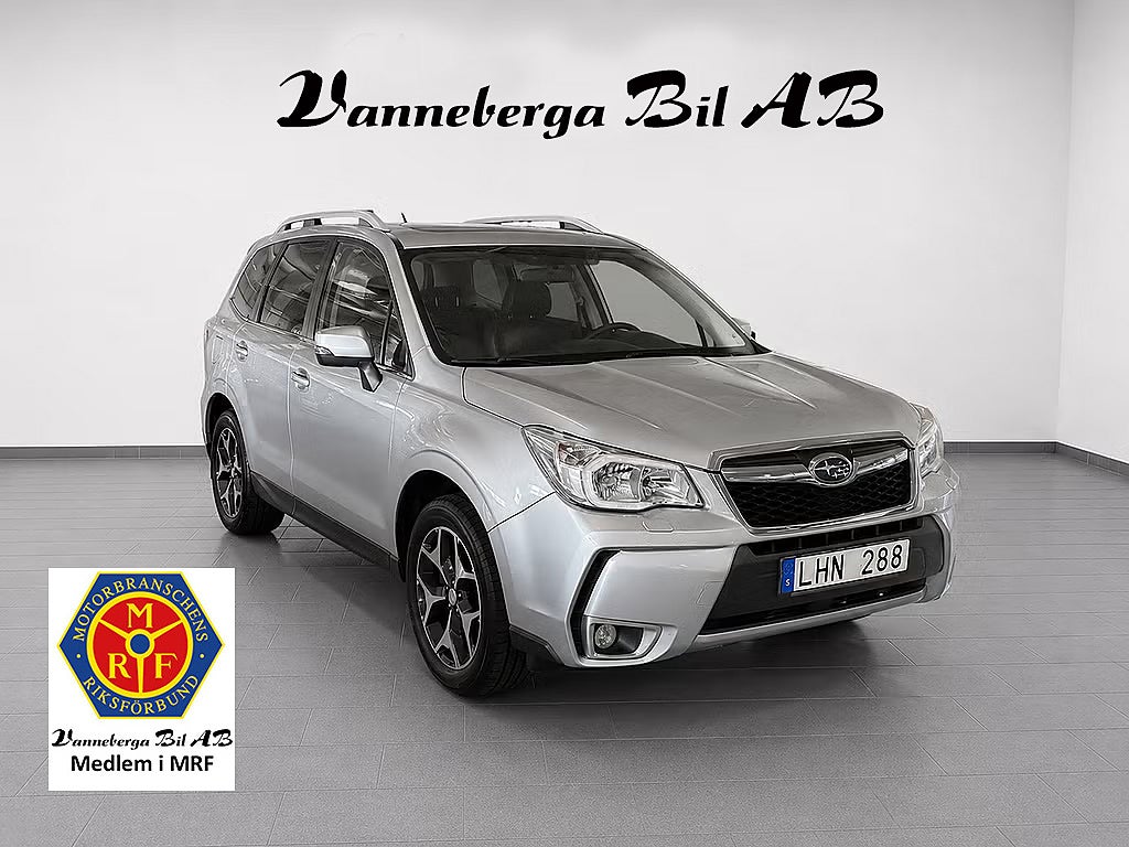 Subaru Forester 2.0 4WD Lineartronic Drag/Panorama/Backkamera/Euro 5