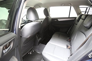 Kombi Subaru Outback 24 av 28