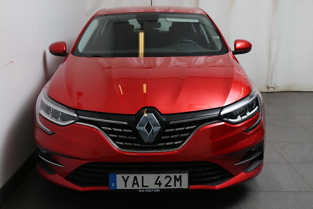 Renault Mégane Sport Tourer 1.3 TCe PhII 140 Equilibre  ST Carplay