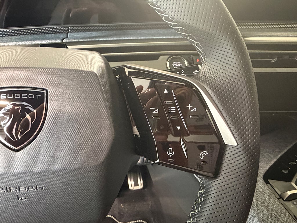 Peugeot 5008 Plug-In Hybrid e-DSC Euro 6 Avt drag thumbnail