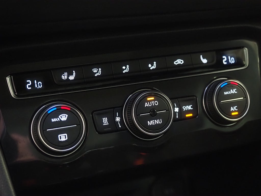 Volkswagen Tiguan TDI 190hk GT 4M R-Line |Drag|D-värm|Pano|Cockpit| 2019