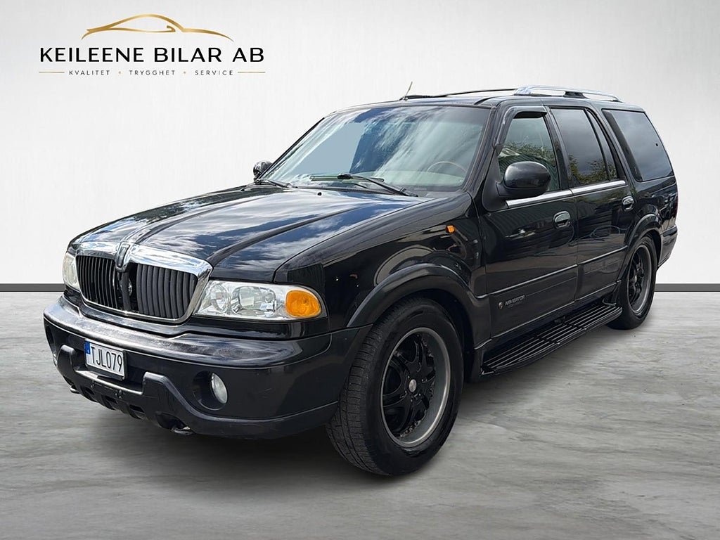 Lincoln Navigator 7-sits 5.4 V8 SEFI 4V ControlTrac 