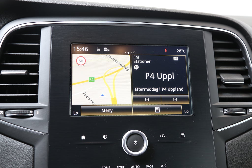 Renault Mégane 1,2 TCe 132hk Aut 5D Navi P-Sensorer Motorvärmare 2018