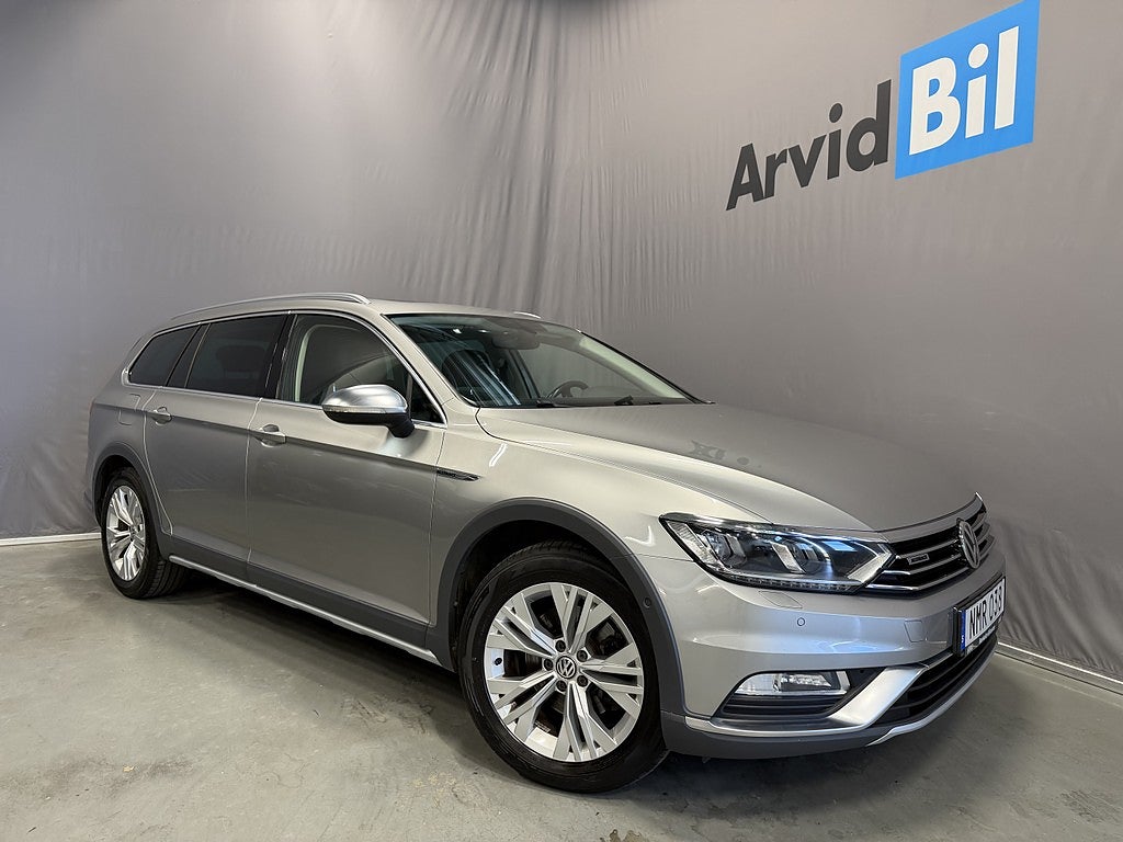 Volkswagen Passat Alltrack 2.0 TDI DPF SCR BMT 4Motion Alltrack Cock Pano Värm Dra