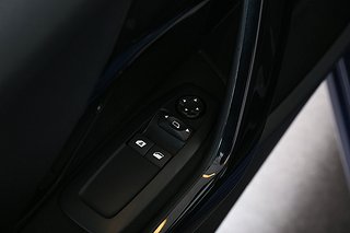 Halvkombi Peugeot 208 13 av 22