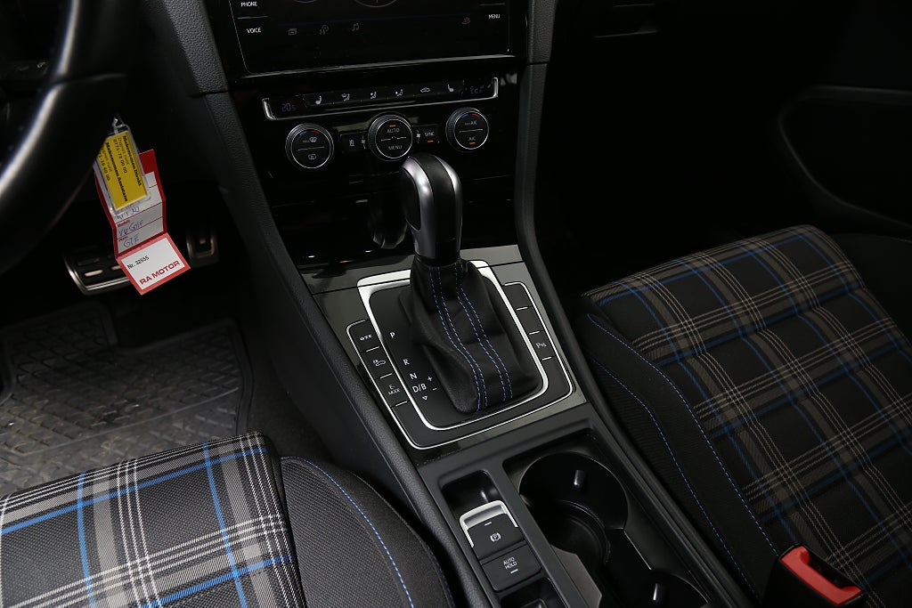 Volkswagen Golf GTE 1,4 TSI 204hk DSG Parkeringsvärmare