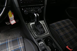 Halvkombi Volkswagen Golf 23 av 25