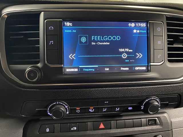 Bild på Peugeot Expert PRO 2.0 BHDi 145hk Aut L2 - B-KAMERA, DRAG