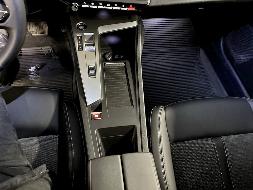 Bild på Peugeot 308 sw Allure Hybrid 145hk Aut B-KAMERA CARPLAY