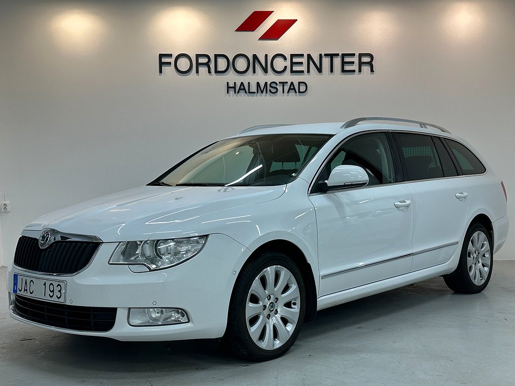 Skoda Superb Kombi 2.0 TDI 170hk Automat, Ny Kamrem|Drag|PDC