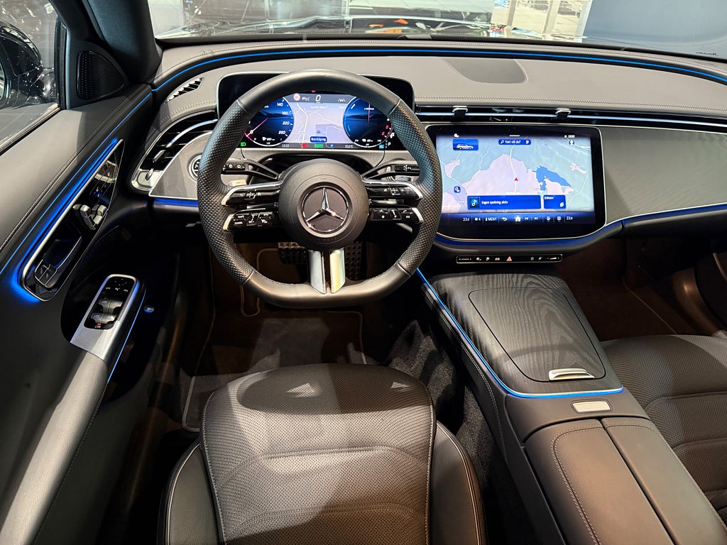 Mercedes-Benz E 300 de 4Matic AMG Premium Vinterpaket Läder - bild 4