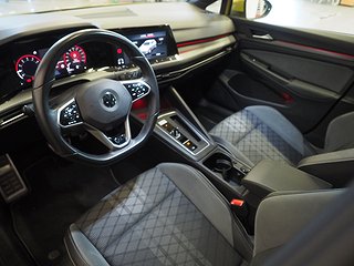 Halvkombi Volkswagen Golf 22 av 24