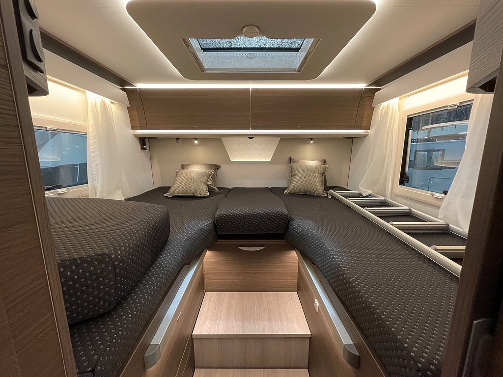 Adria Sonic Supreme 700 SL / Automat 180hk / ALDE / Taksäng - Adria