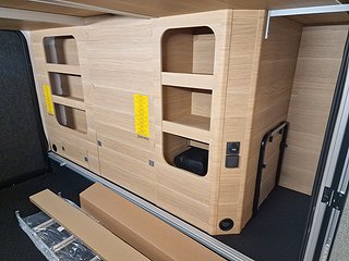 Husbil-halvintegrerad Adria MATRIX 670 SL 60Y 9 av 28