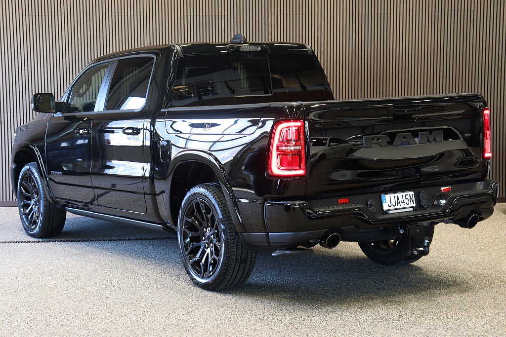 Dodge RAM 1500 Limited Night Rambox 540hk Hurricane